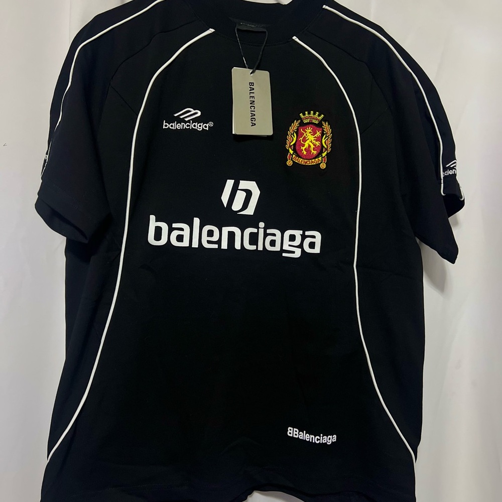 Men’s Black Jersey